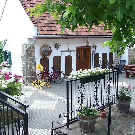 Liendl Apartman *